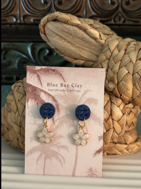Handmade Jewelry - Navy with Pearl Flower Polymer Clay Earrings